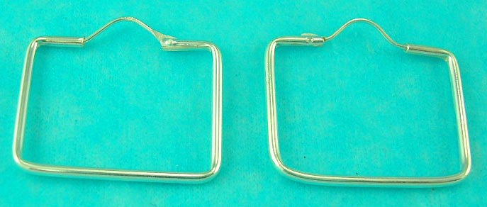 custome jewelry online store presents sterling silver fashion earring in square 