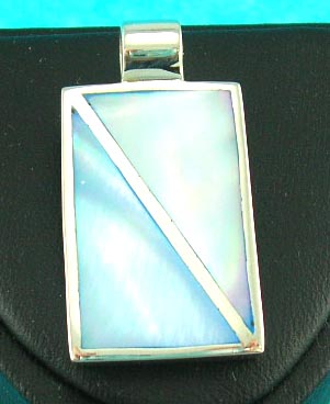 wholesale jewelry finding delivers aqua gemstone inlaid high class pendant 