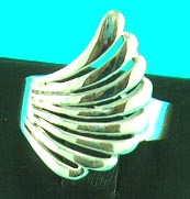 custome jewelry online store delivers short striped symbol sliver ring    