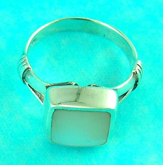 superior fashion jewelry wholesale manufactures square moonstone ring, great for gifts    