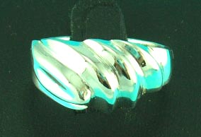 world wide jewelry wholesale club manufactured fashion twirl ring, great for birthday gifts    